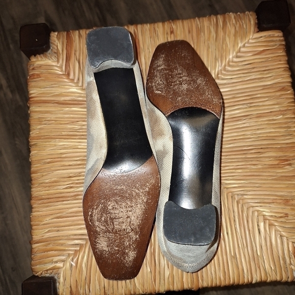 Stuart Weitzman block toe heels snake skin size 8 - Picture 8 of 8